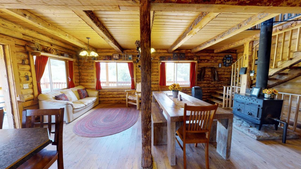 Canyon View Family Cabin, Deck, Tv Room, Games, Bbq, Campfire Monticello Luaran gambar