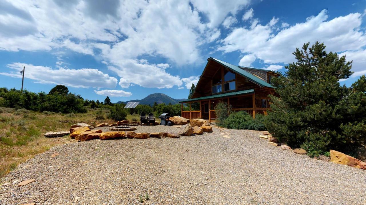 Canyon View Family Cabin, Deck, Tv Room, Games, Bbq, Campfire Monticello Luaran gambar